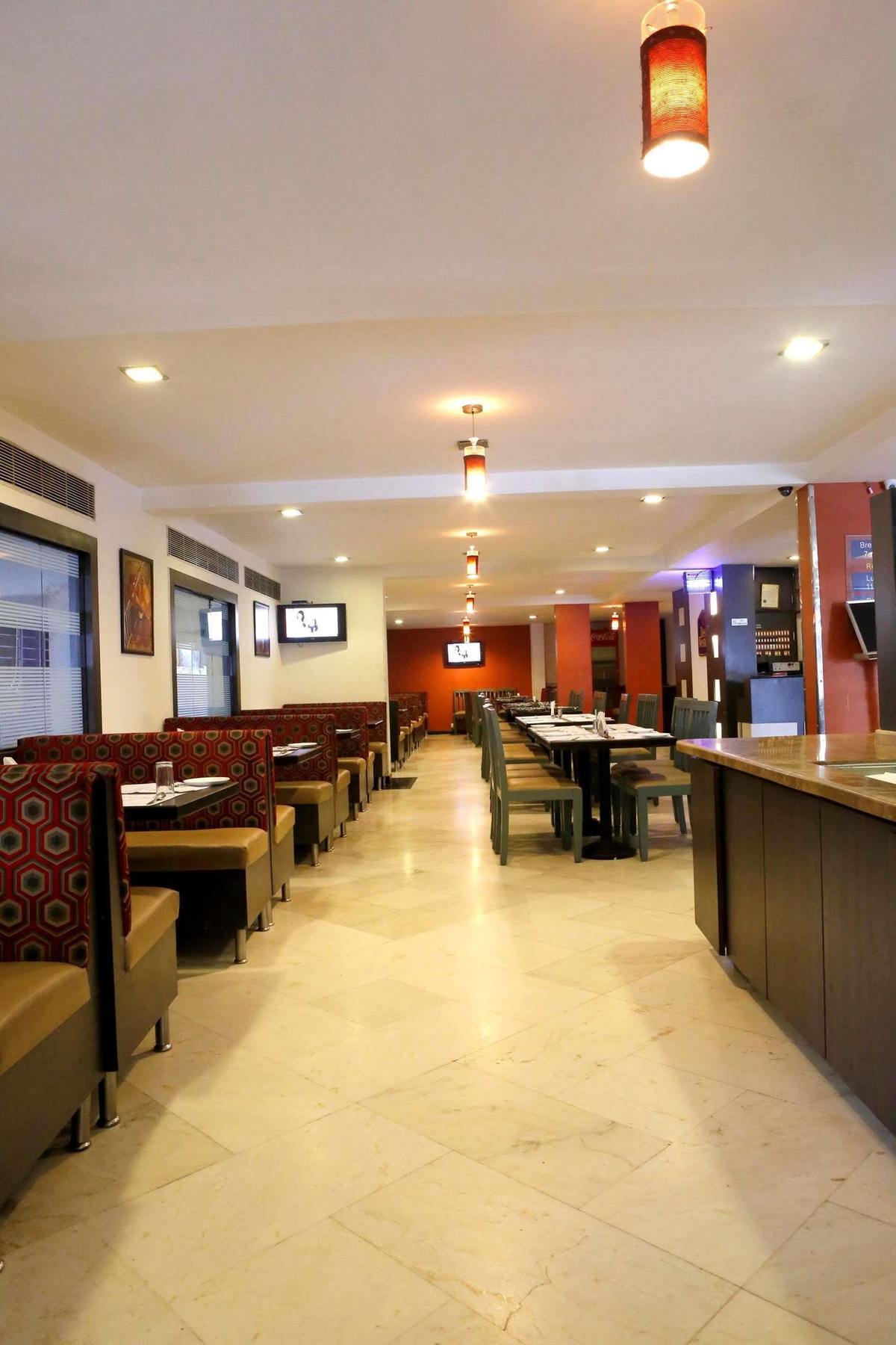 Best Western Yuvraj Сурат Экстерьер фото